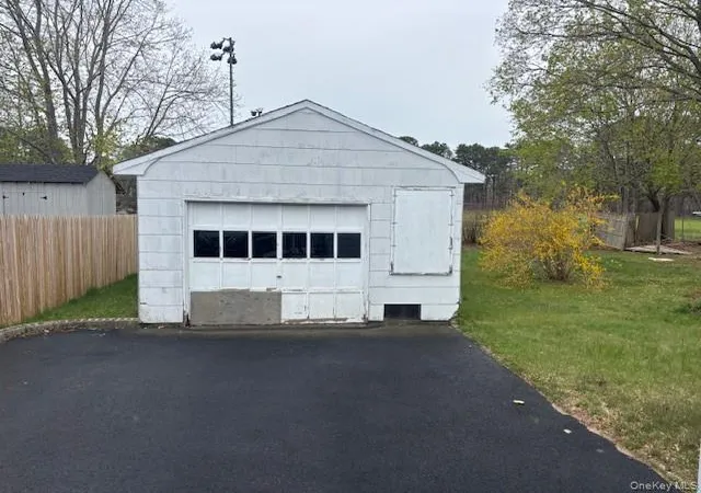 9th image of 17 Brown St, Riverhead, NY 11901 | MLS# 991100
