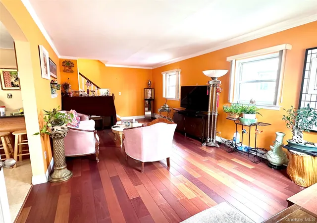 Photo 3 of Single family home for sale at 75-19 188th Street, New York, NY 11366 | MLS# 991125 | Listing updated on 2026-09-20