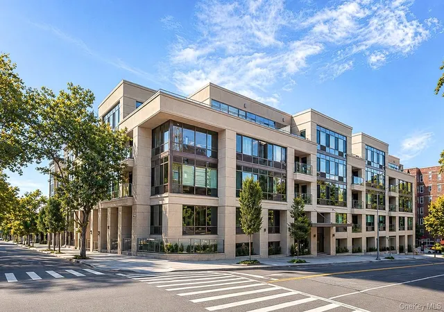 1st image of 64 05 Yellowstone Blvd #PH508, Forest Hills, NY 11375 | MLS# 991150