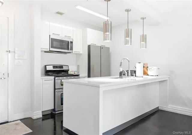 5th image of 64-05 Yellowstone Blvd #PH508, Forest Hills, NY 11375 | MLS# 991150