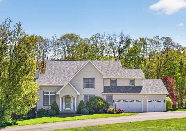 2nd image of 6 Martingale Wy, Pawling, NY 12564 | MLS# 991153