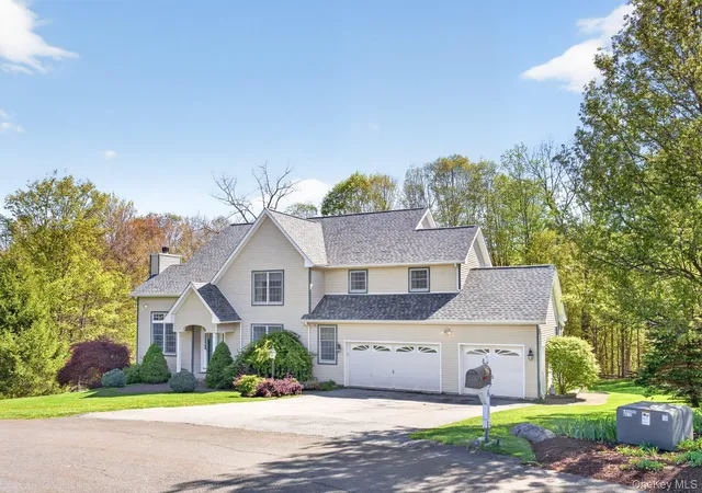 1st image of 6 Martingale Wy, Pawling, NY 12564 | MLS# 991153