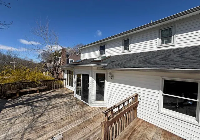 Photo 3 of Sale Pending at 20 Harby Dr, Huntington, NY 11743 | MLS# 991175 | Listing updated on 2026-07-11