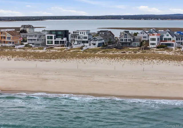 3rd image of 905 Dune Rd, Southampton, NY 11978 | MLS# 991189