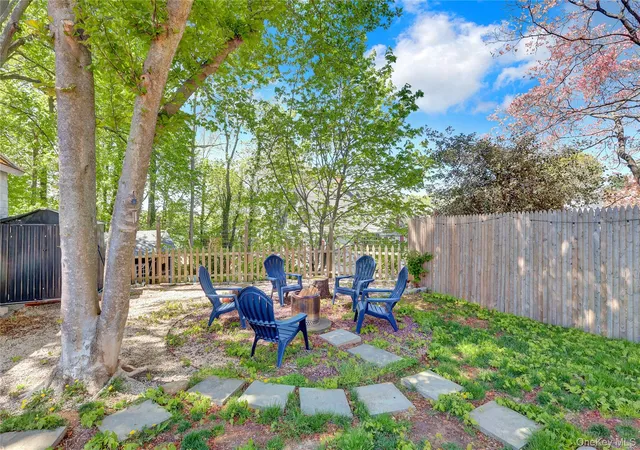 5th image of 108 High St, Brookhaven, NY 11777 | MLS# 991204