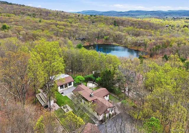 Photo 4 of Sale Pending at 7 Marron Ln, New Paltz, NY 12561 | MLS# 991243 | Listing updated on 2026-07-24