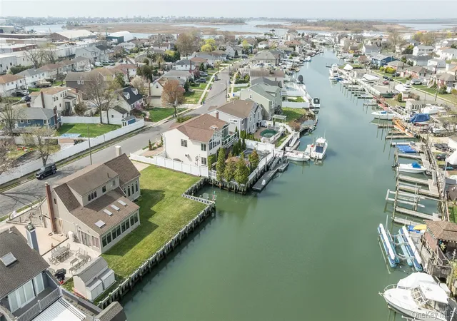 Photo 2 of Sale Pending at 3414 Riverside Dr, Oceanside, NY 11572 | MLS# 991293 | Listing updated on 2026-10-08