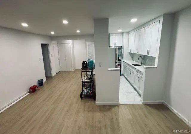 2nd image of 144 30 Roosevelt Ave #510, Flushing, NY 11354 | MLS# 991297