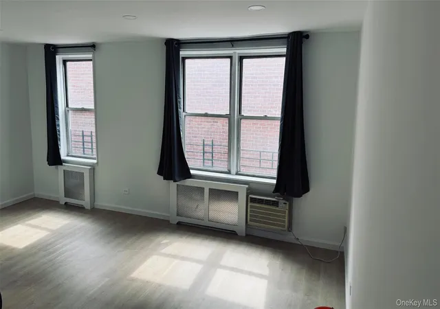 3rd image of 144-30 Roosevelt Ave #510, Flushing, NY 11354 | MLS# 991297