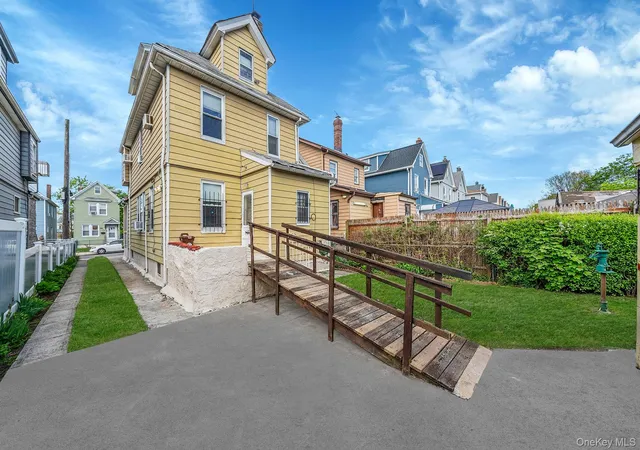 5th image of 107-29 142Nd St, Jamaica, NY 11435 | MLS# 991362