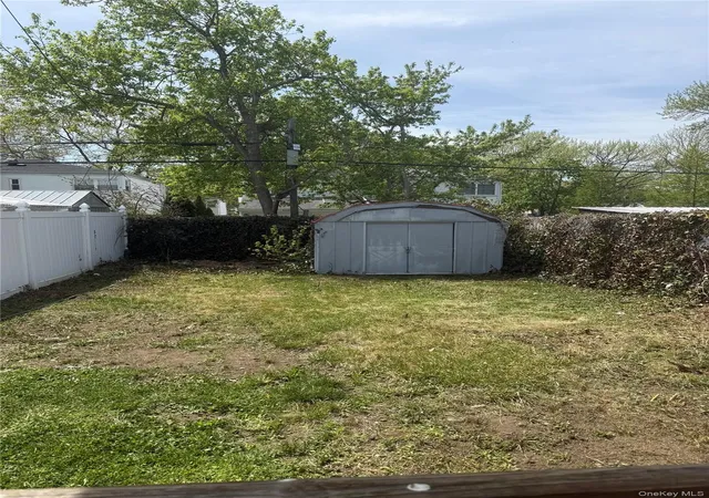 Photo 2 of Sale Pending at 67 04 215th Street, New York, NY 11364 | MLS# 991392 | Listing updated on 2026-09-04