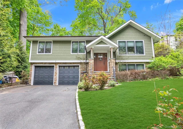 4th image of 9 Winding Wy, Oyster Bay, NY 11579 | MLS# 991457