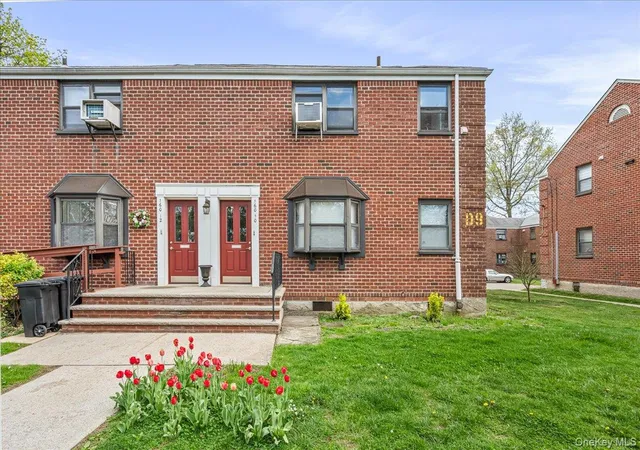 1st image of 160 10 Cross Island Pkwy #6-178, Whitestone, NY 11357 | MLS# 991470