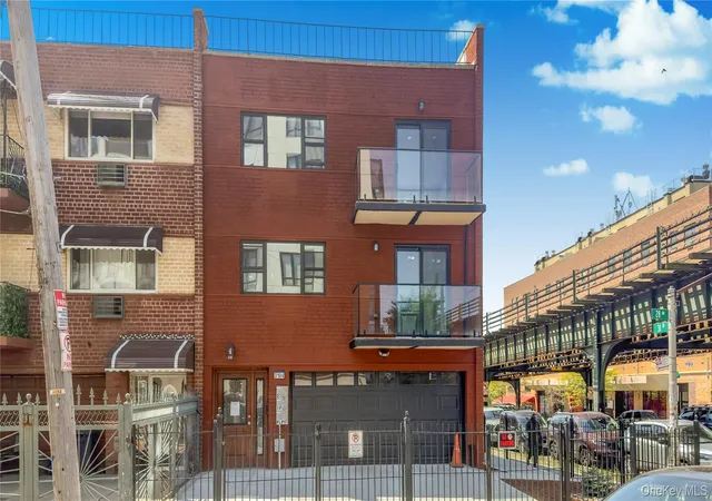 Listing Photo 5 - Condo for sale in building located at 3104 28th Ave, New York, NY 11102