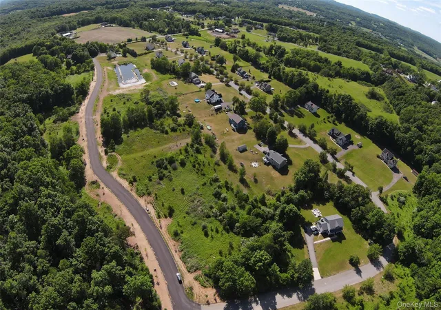 3rd image of 21 Arrowhead Ln, Westtown, NY 10998 | MLS# 991501