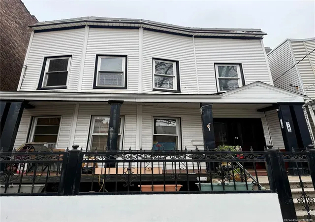 1st image of 1723 Melville St, New York, NY 10460 | MLS# 991502