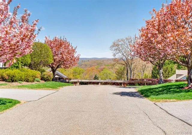 2nd image of 414 Heritage Hls, Somers, NY 10589