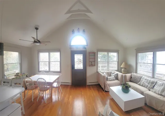 4th image of 33 Broadway, Bay Shore, NY 11706 | MLS# 991536
