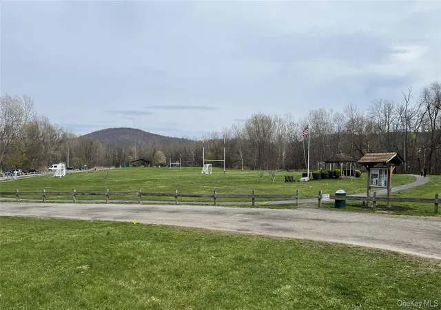 Homes for sale in Fishkill, NY | 14 Skyline Dr #15, Fishkill, NY 12524 | MLS# 991573