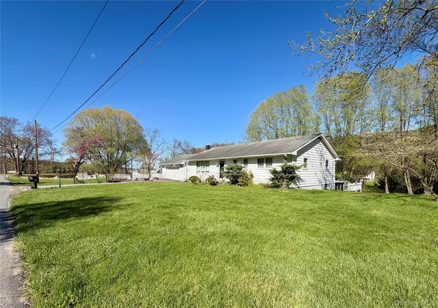 Homes for sale in Wawarsing, NY | 24 Cherry Ln, Wawarsing, NY 12428 | MLS# 991604