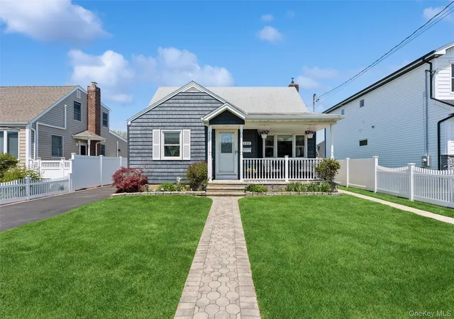 1st image of 122 Mckinley Ave, Hempstead, NY 11710 | MLS# 991616