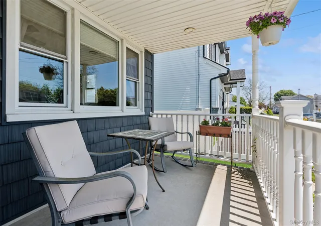 4th image of 122 Mckinley Ave, Hempstead, NY 11710 | MLS# 991616