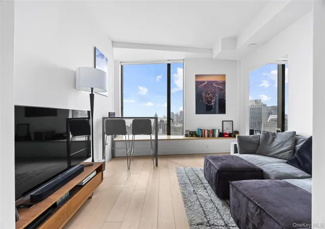 Photo 2 of Condo for sale at 11 Hoyt St #36H, New York, NY 11201 | MLS# 991668 | Listing updated on 2026-08-15