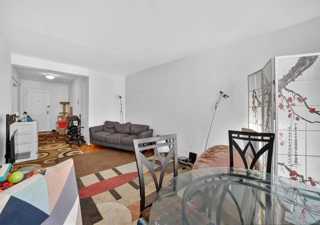 Photo 3 of House for sale at 2105 Wallace Ave #2A, Bronx, NY 10462 | MLS# 991712 | Listing updated on 2026-08-31