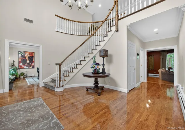 4th image of 2 Running Brook Ln, New City, NY 10956 | MLS# 991748