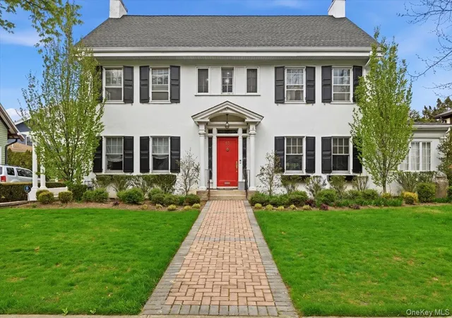 2nd image of 10 Massachusetts Blvd, Floral Park, NY 11001 | MLS# 991769
