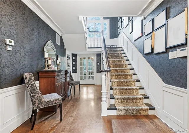 4th image of 10 Massachusetts Blvd, Floral Park, NY 11001 | MLS# 991769