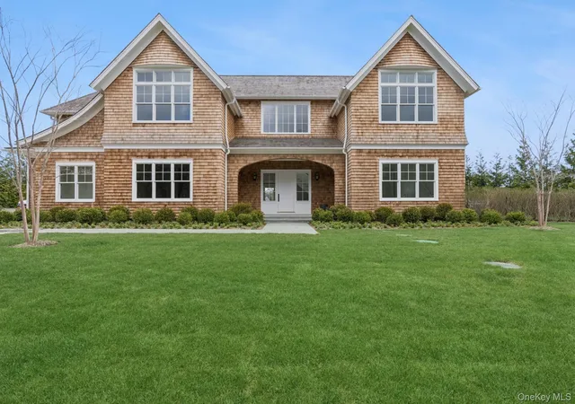 5th image of 460 Edge Of Woods Rd, Southampton, NY 11968 | MLS# 991792