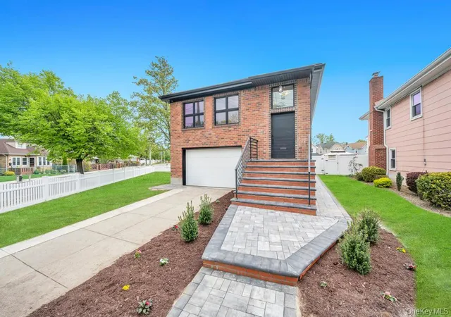 Photo 4 of Single family home for sale at 112-01 175 Street, New York, NY 11433 | MLS# 991793 | Listing updated on 2026-08-07