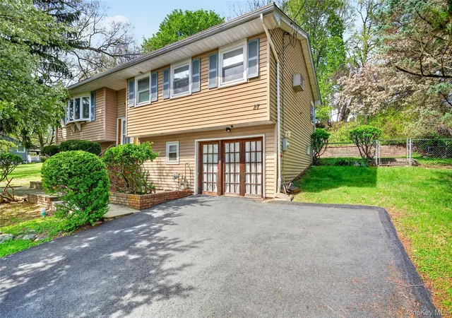 1st image of 27 Hastings Lane Lane, Stony Point, NY 10980 | MLS# 991823