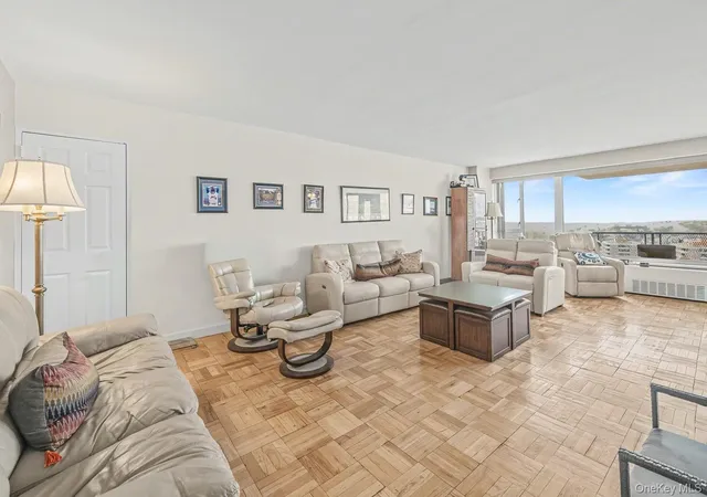 3rd image of 166-25 Powells Cove Blvd #15G, Whitestone, NY 11357 | MLS# 991851