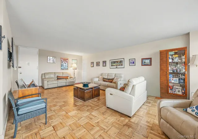 4th image of 166-25 Powells Cove Blvd #15G, Whitestone, NY 11357 | MLS# 991851
