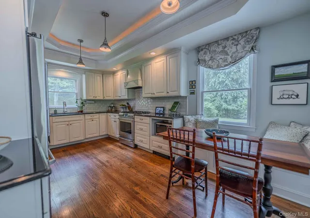 3rd image of 169 Turkey Ln, Huntington, NY 11724 | MLS# 991911
