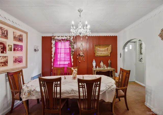 5th image of 184 Roosevelt Blvd, Hauppauge, NY 11788 | MLS# 991914
