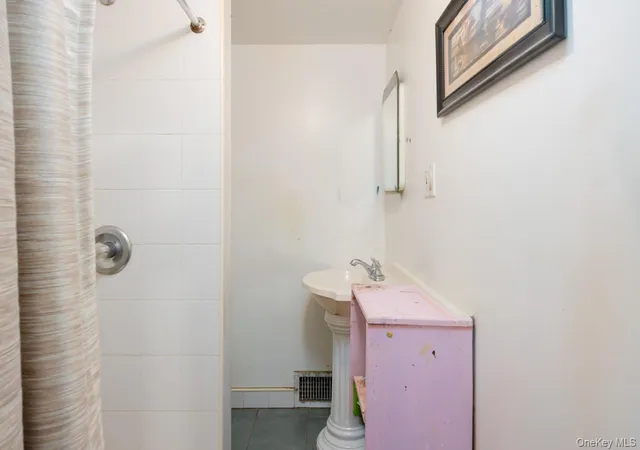 Listing Photo 2 - Condo for sale in building located at 41 Ellis Pl, Ossining, NY 10562 - Unit #