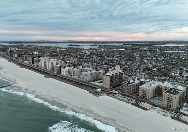 41st image of 25 Neptune Blvd #4H, Long Beach, NY 11561 | MLS# 991949