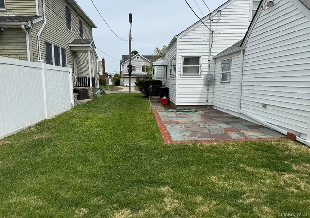 Homes for sale in Hempstead, NY | 530 Colonade Rd, Hempstead, NY 11552 | MLS# 991957