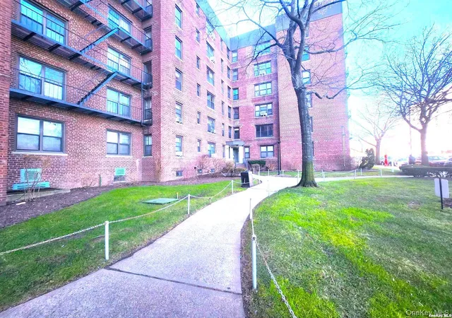 1st image of 112 24 Northern Blvd #3E, New York, NY 11368 | MLS# 991960