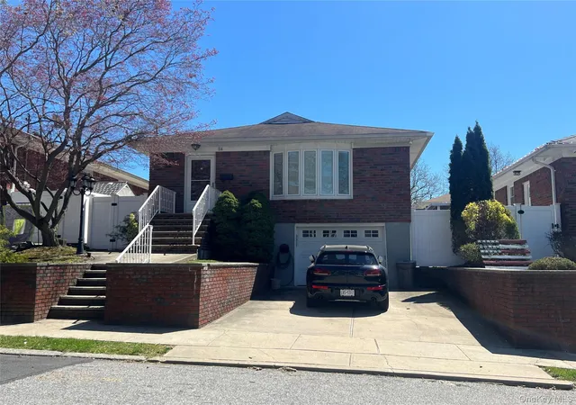 Photo 1 of Single family home for sale at 54 Alpine Ct, New York, NY 10310 | MLS# 991999 | Listing updated on 2026-09-22