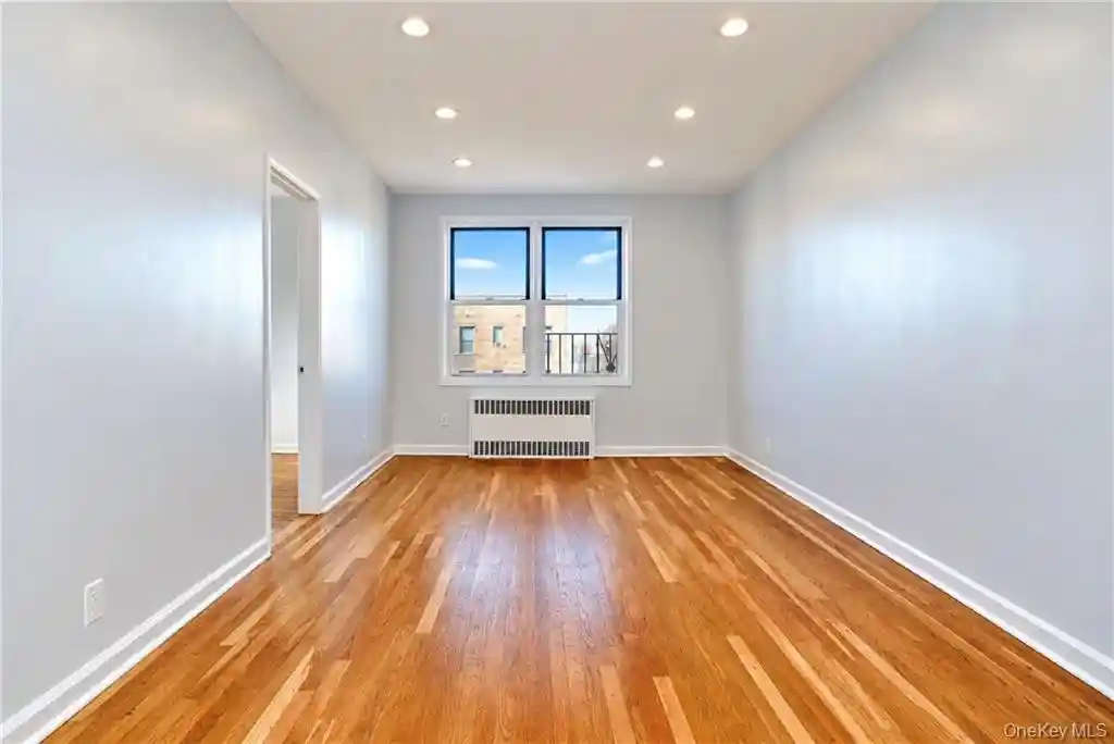 Listing Photo 2 - Condo for sale in 3025 Ocean Ave located at 3025 Ocean Ave, New York, NY 11235 - Unit #6E