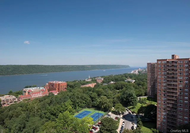 Photo 2 of House for sale at 5700 Arlington Ave #22A, New York, NY 10471 | MLS# 992052 | Listing updated on 2026-09-24