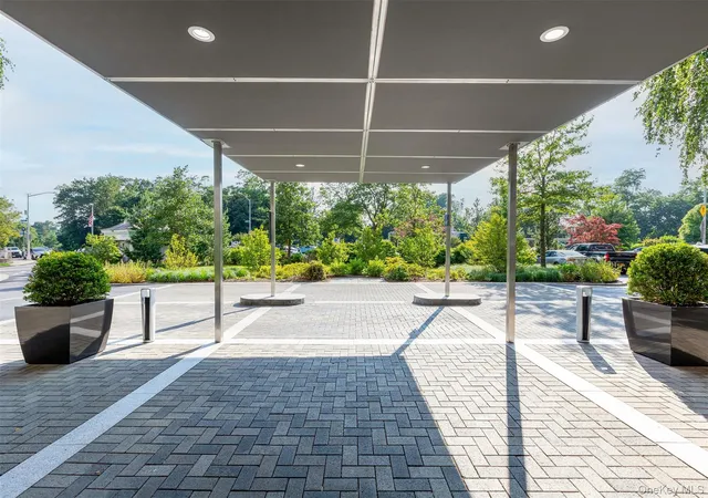 Photo 3 of House for sale at 5700 Arlington Ave #22A, New York, NY 10471 | MLS# 992052 | Listing updated on 2026-09-24