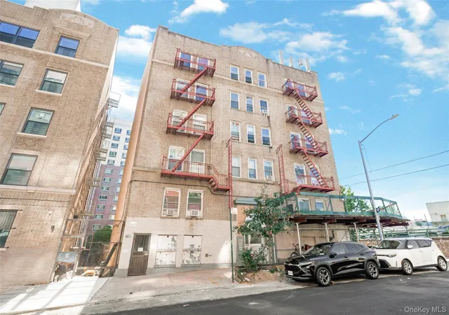 Photo 1 of Condo for sale at 1898 Longfellow Ave #E4, New York, NY 10460 | MLS# 992093 | Listing updated on 2026-10-01