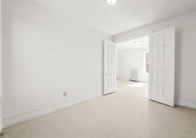 Photo 4 of House for sale at 1898 Longfellow Ave #E4, New York, NY 10460 | MLS# 992093 | Listing updated on 2026-10-01