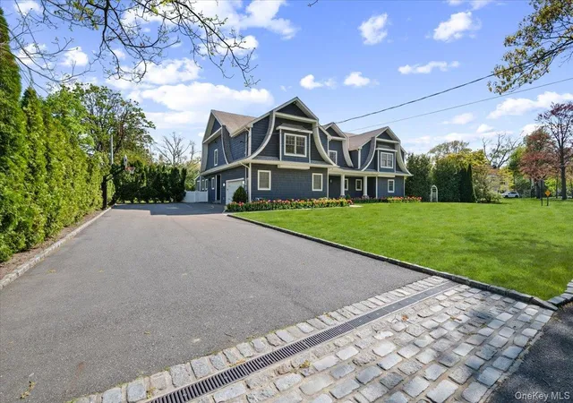 Photo 3 of Mansion for sale at 205 Hewlett Neck Rd, Woodmere, NY 11598 | MLS# 992094 | Listing updated on 2026-05-11