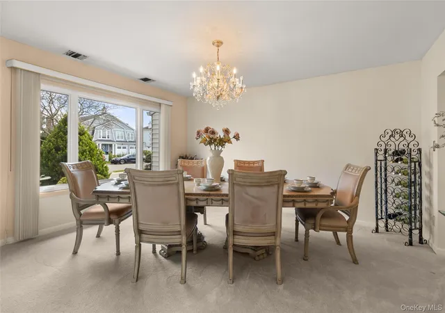 5th image of 152 Pace Dr S, West Islip, NY 11795 | MLS# 992120